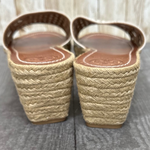 Tory Burch White Leather Thatched 65mm Platform Wedge Sandals - Picture 13 of 17